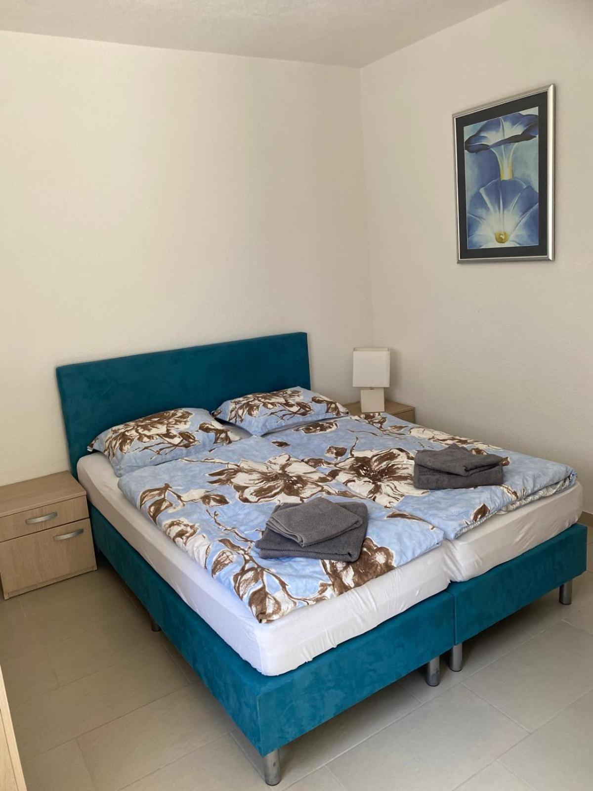 Villa Pina Tisno Apartment Zonsa 2 Pers Luaran gambar